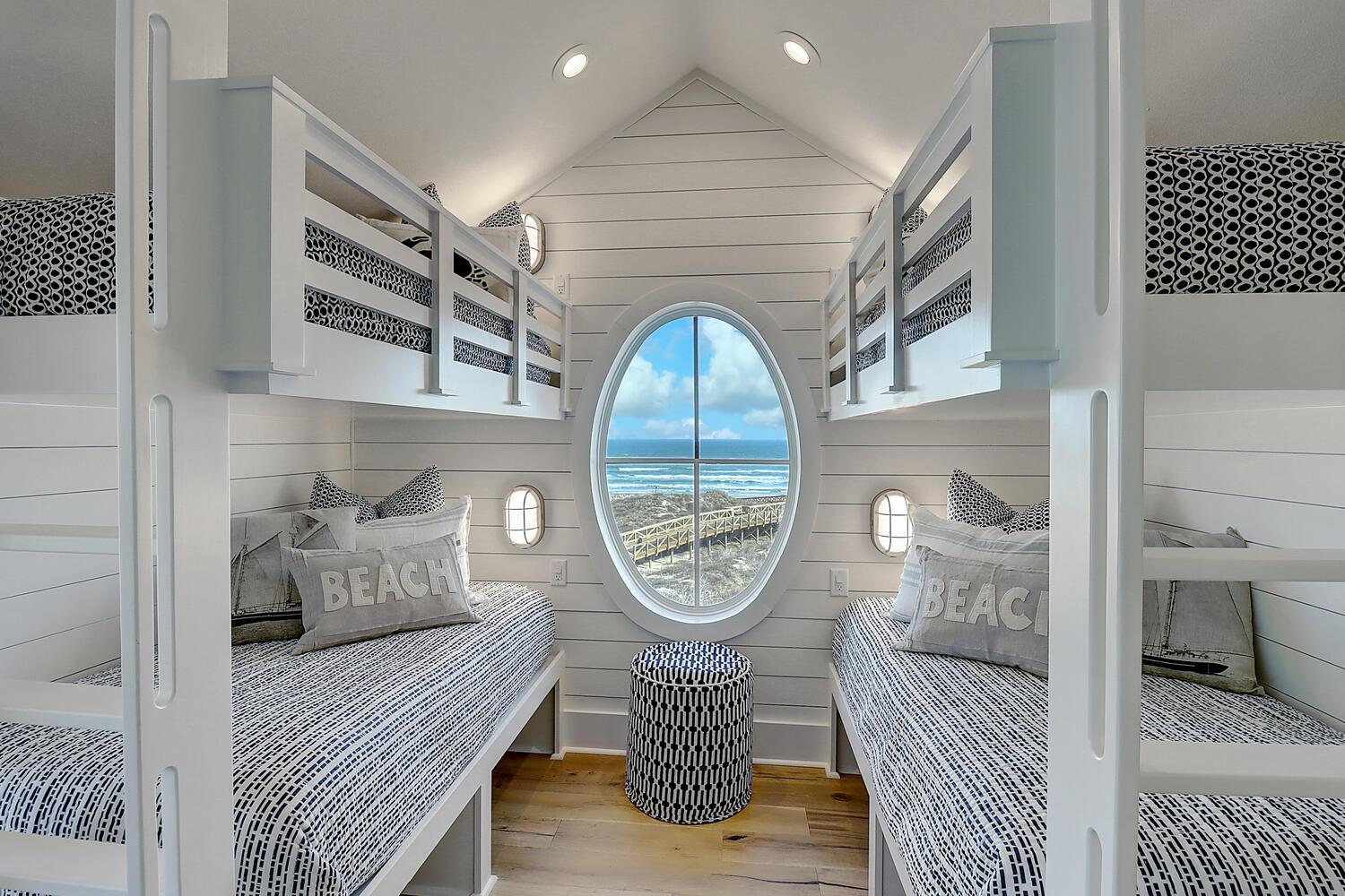 Bunk Loft, 4th Floor