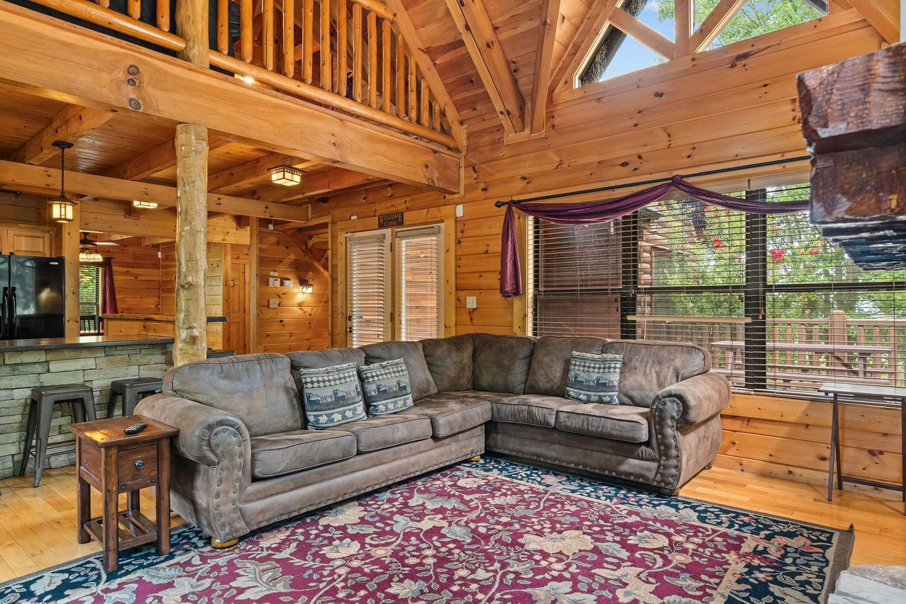 ridgetoptheatrelodge7
