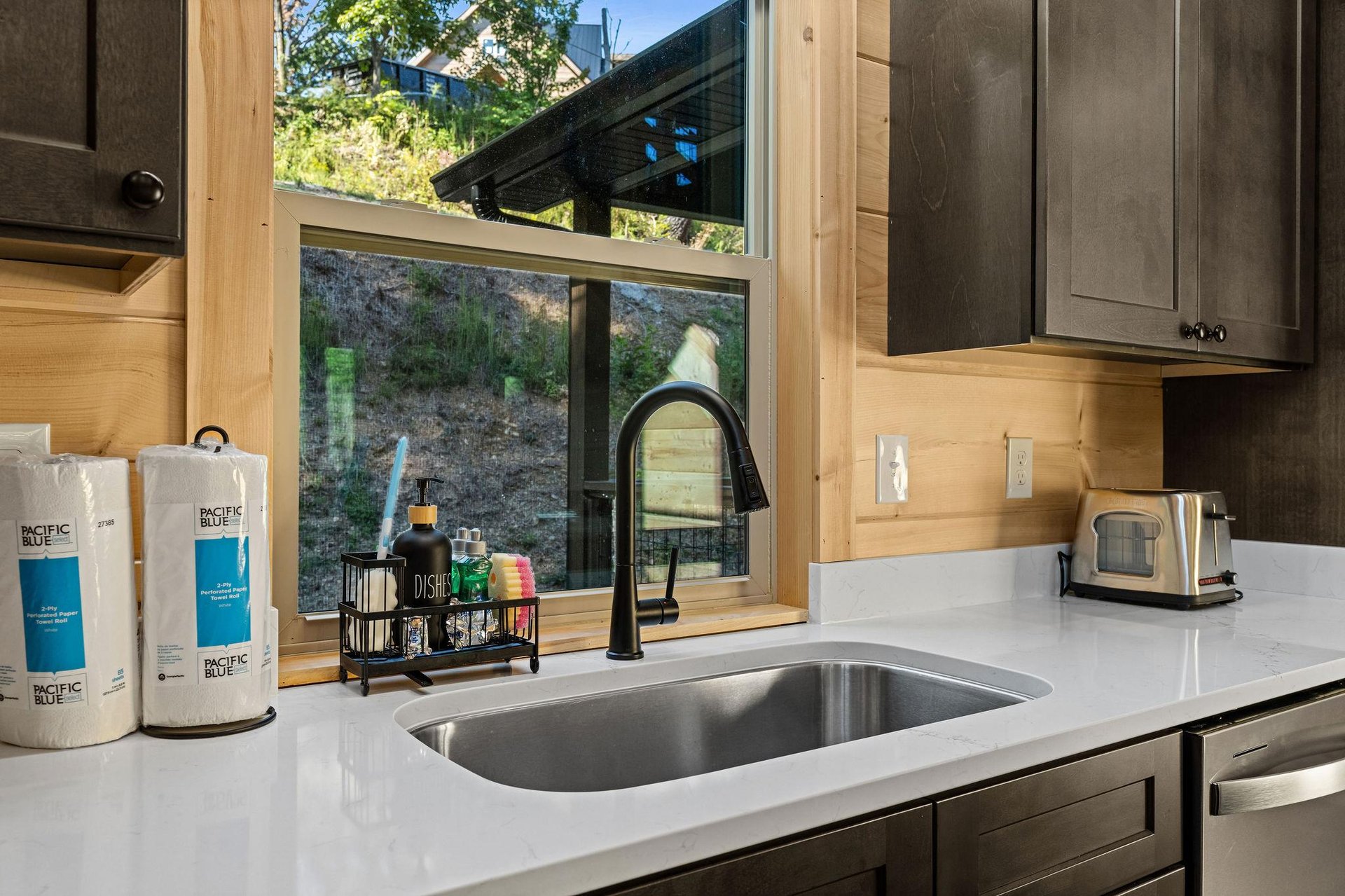 rockytoplodge11