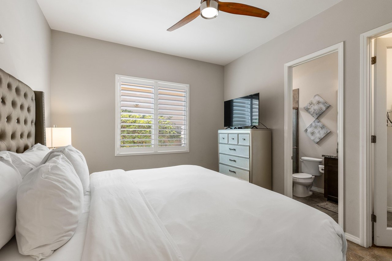 Second primary suite bedroom