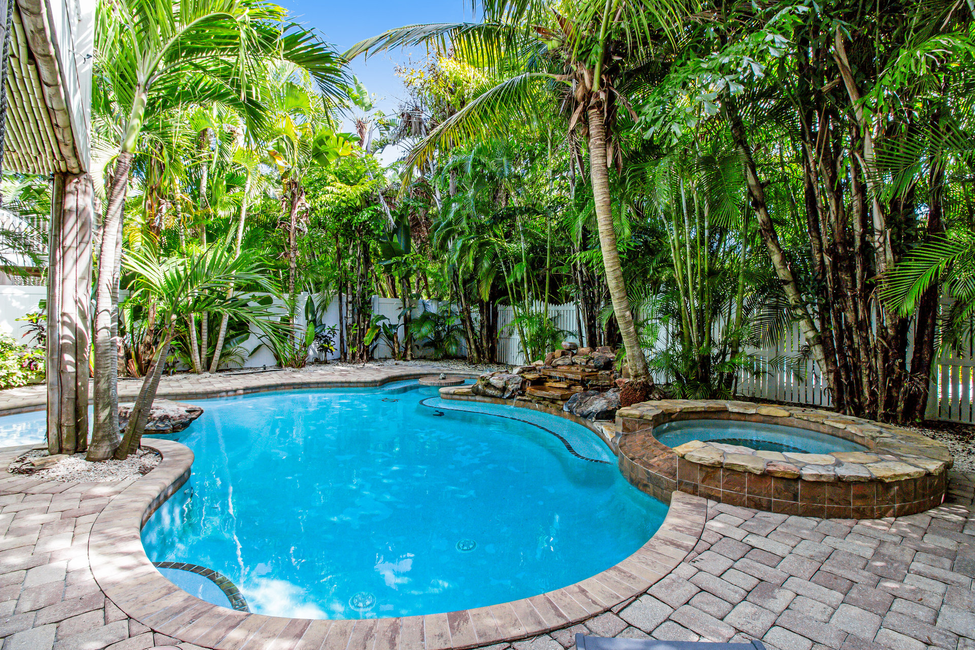 Almost Gulf Front 54