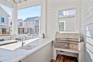 Outdoor Kitchen and Lounge, 2nd Floor