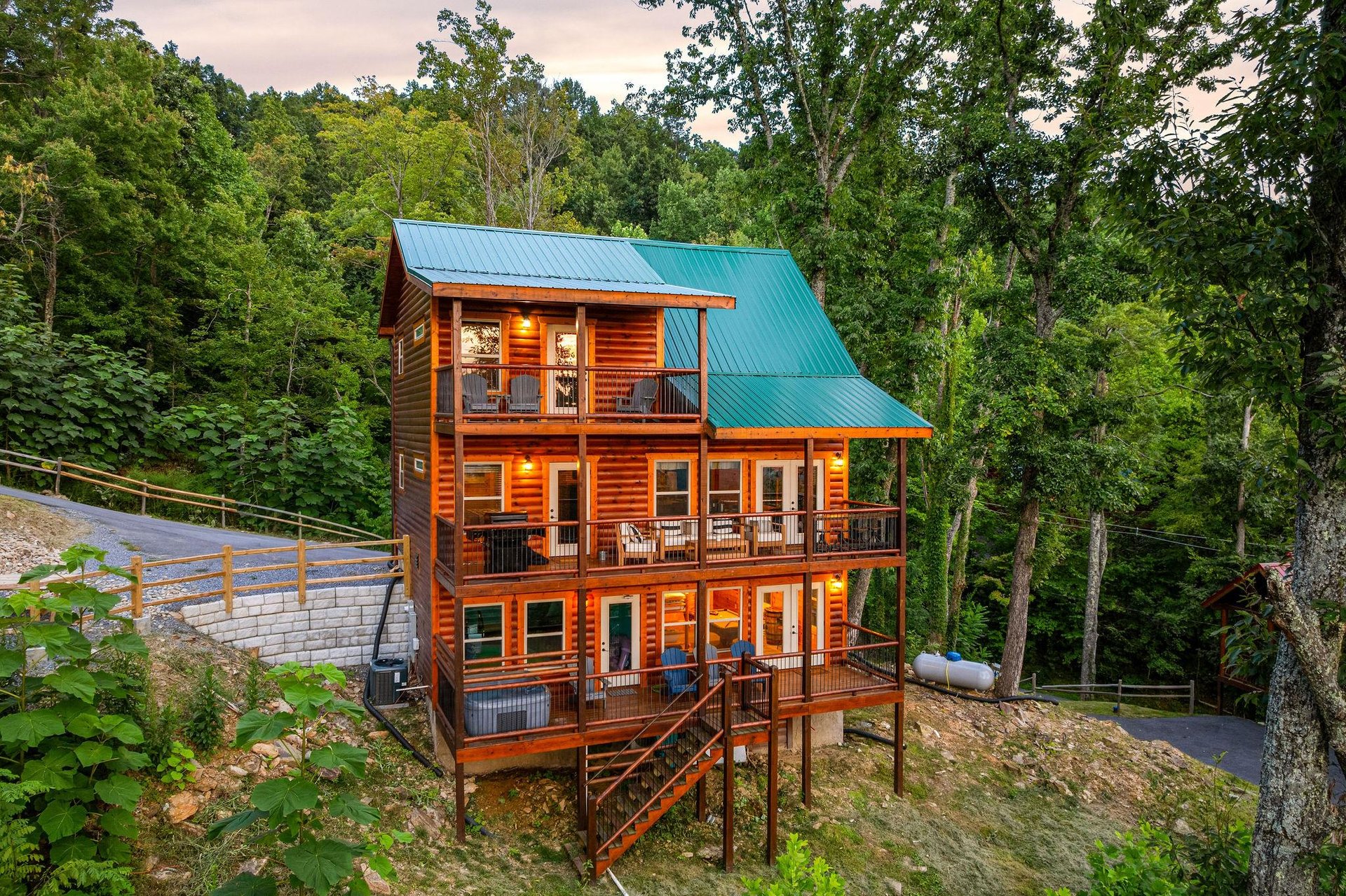 Back view of Heavenly Haven