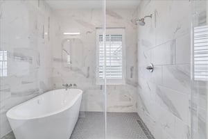 Primary King Bathroom, 3rd Floor