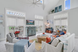 2nd Floor, Living Area