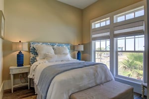 Queen Bedroom, 2nd Floor