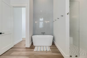 Primary King Bathroom, 2nd Floor