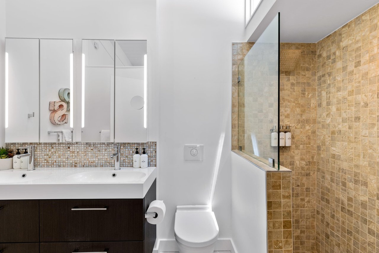 Guest bathroom