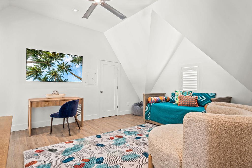 Second Living Area wTwin Daybed  Trundle, 3rd Floor