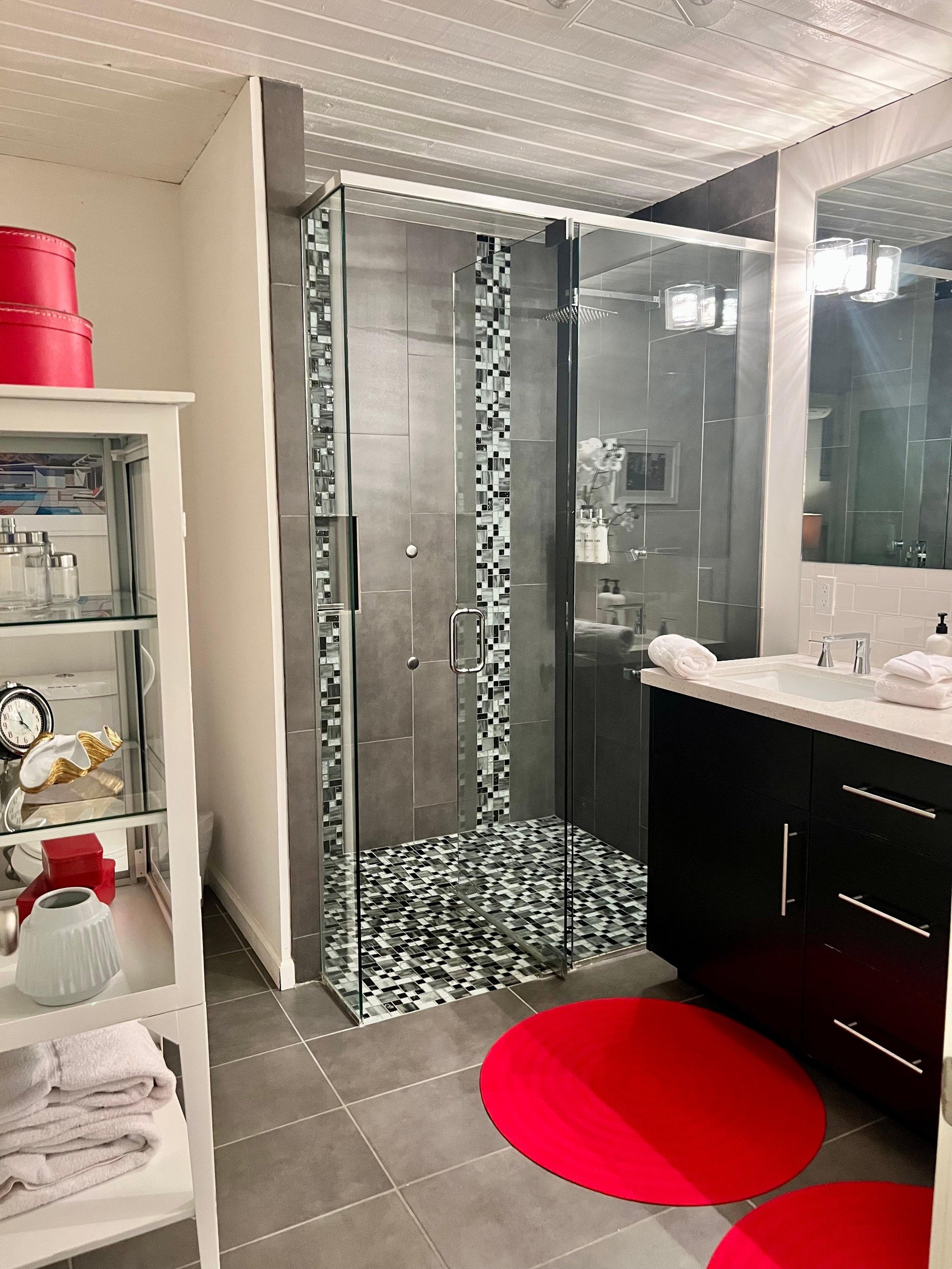 Casita bathroom