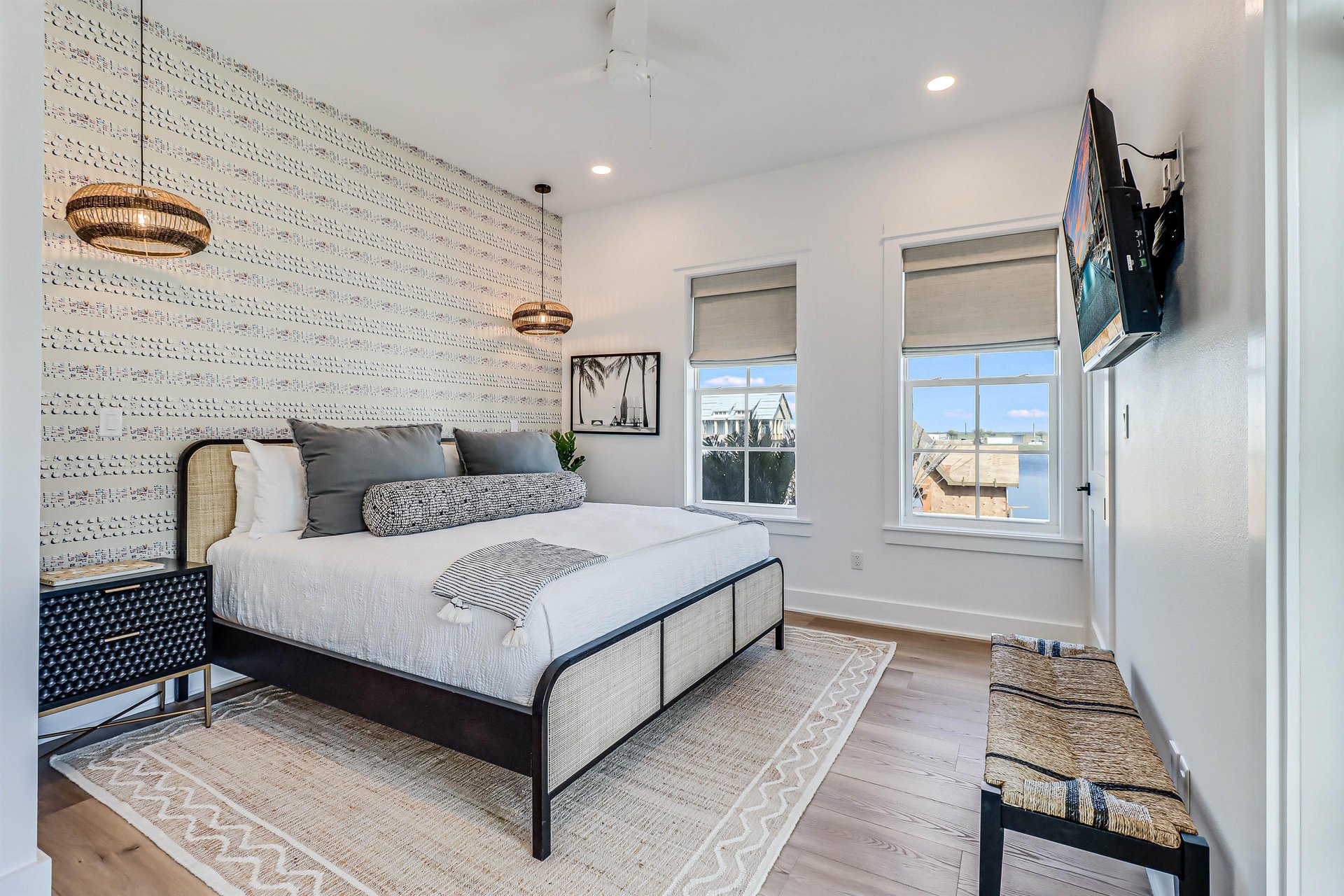 King Bedroom, 2nd Floor