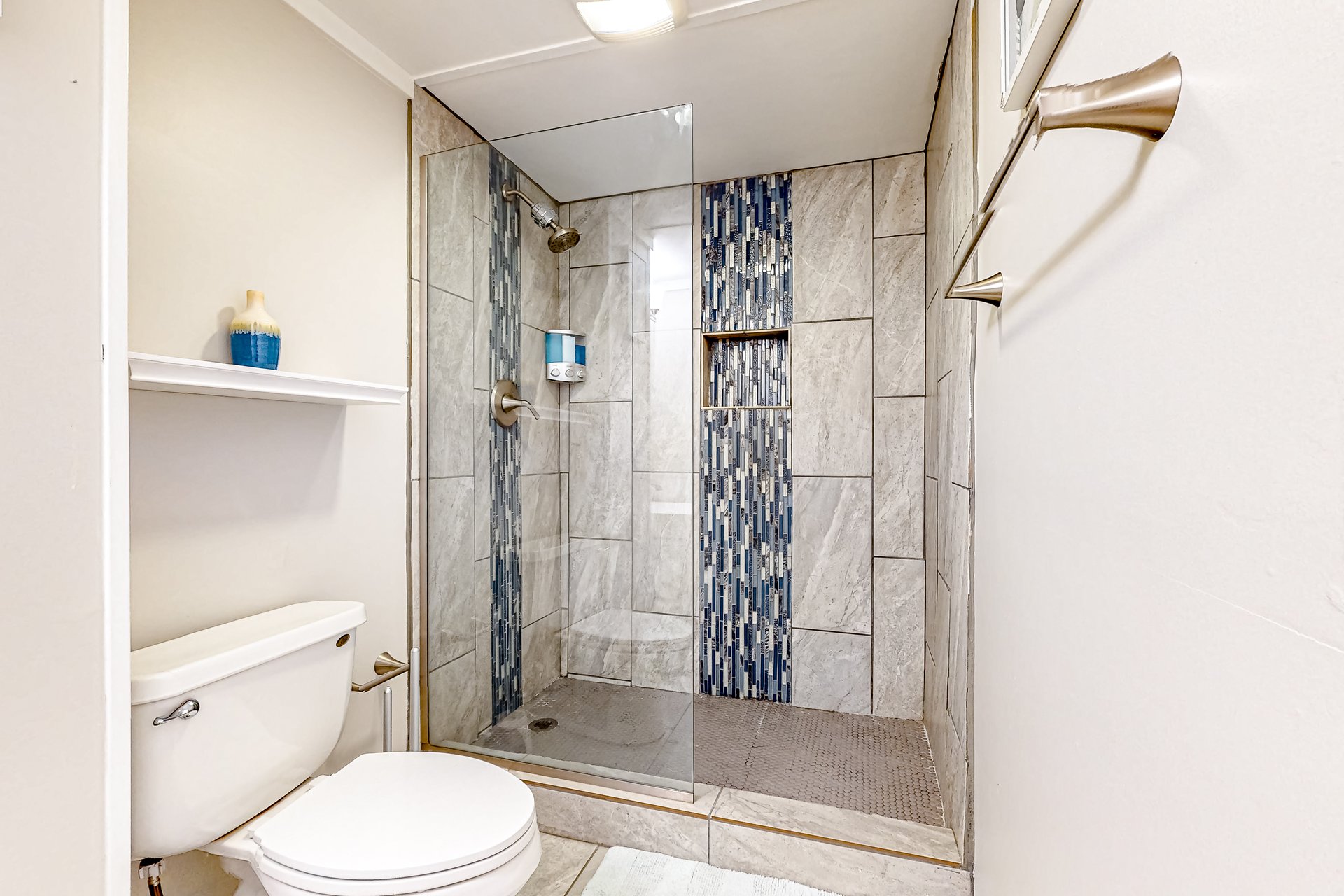 Flood Reef Retreat 46