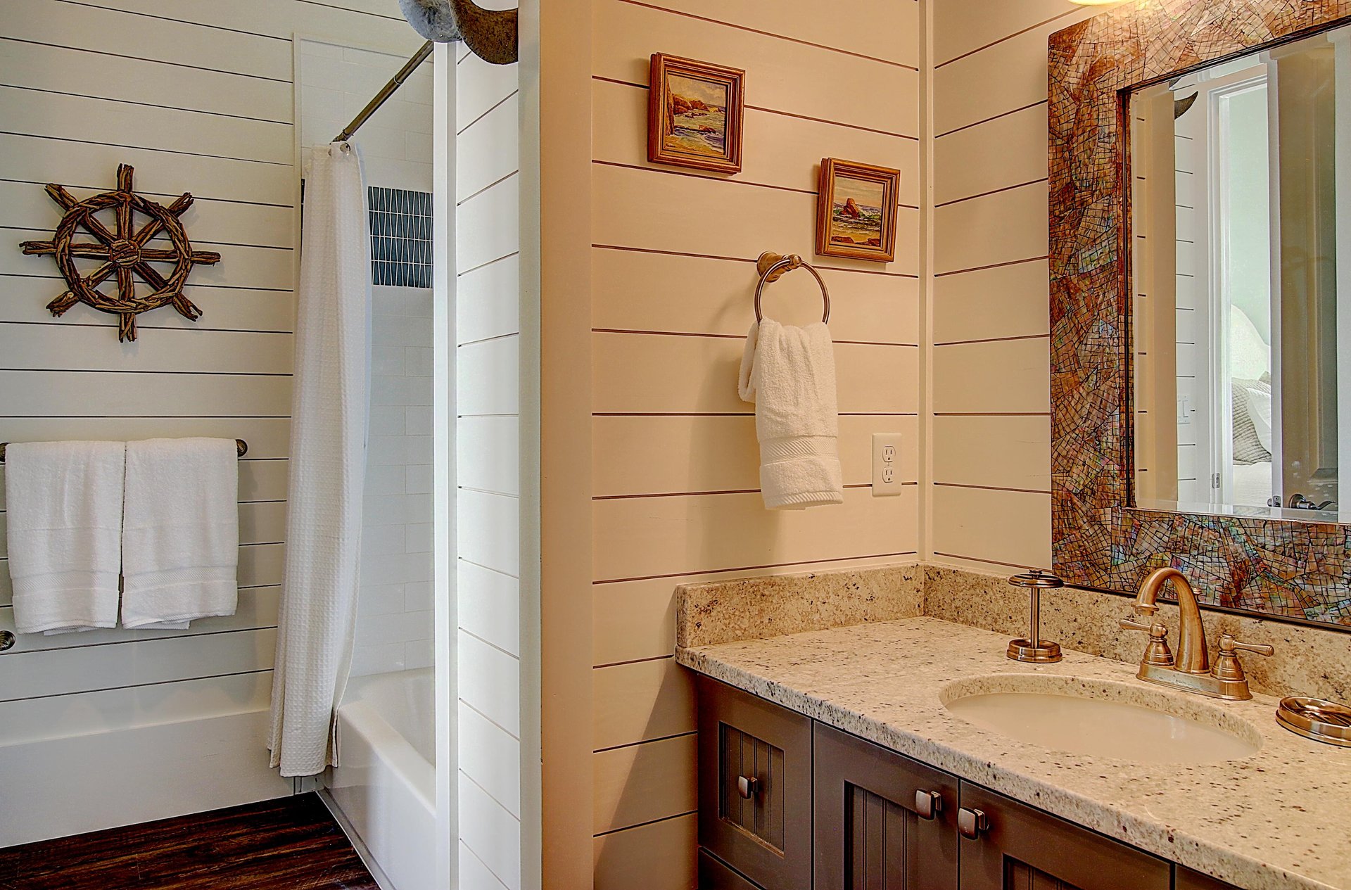 Shared Bathroom, Queen Bedroom  Bunk Room, 2nd Floor