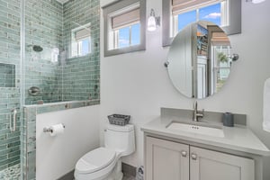 Shared Bathroom, 2nd floor