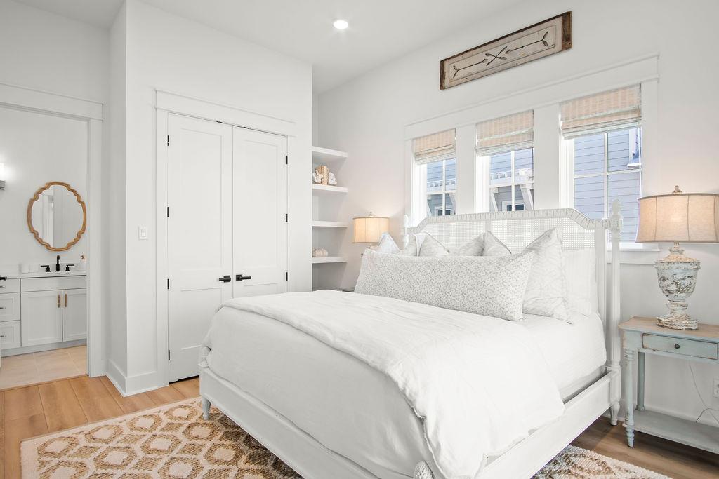 Second King Bedroom, 1st Floor