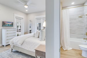 Fourth King Suite, 1st Floor