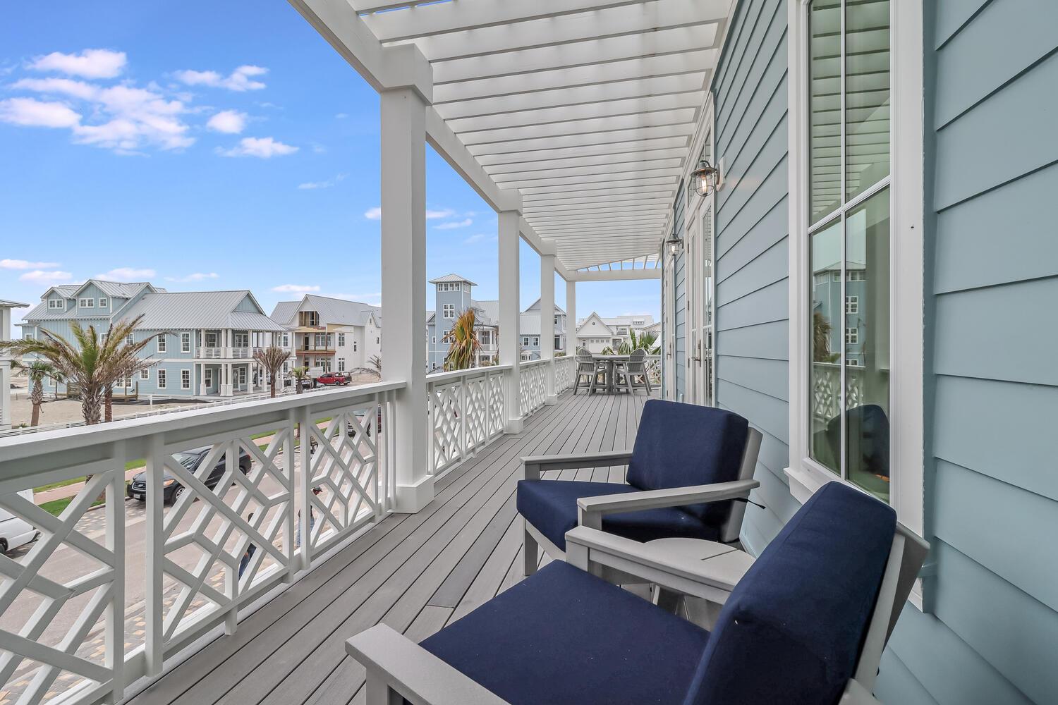 2nd Floor Outdoor Seating