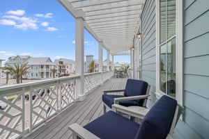 2nd Floor Outdoor Seating