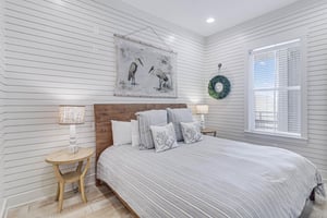 Front King Bedroom, 1st Floor