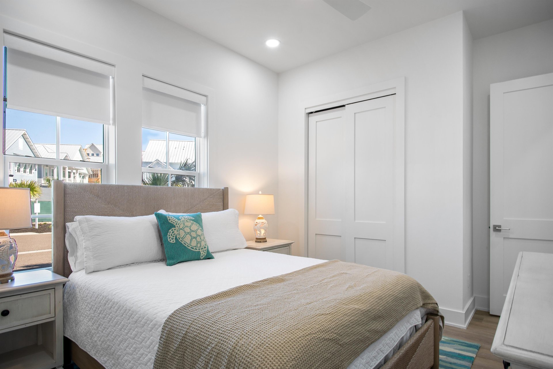 Second Queen Bedroom, 1st Floor