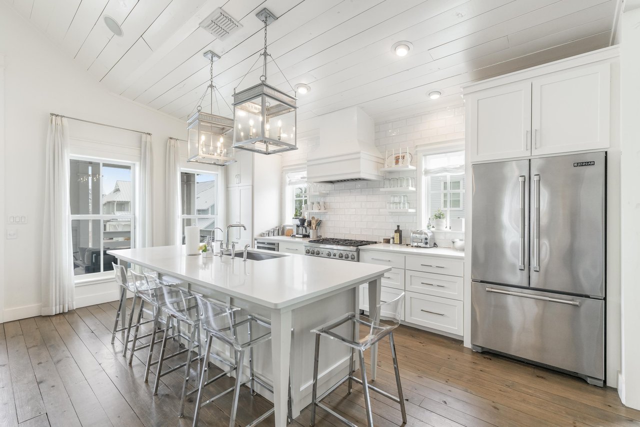 Kitchen, 2nd Floor