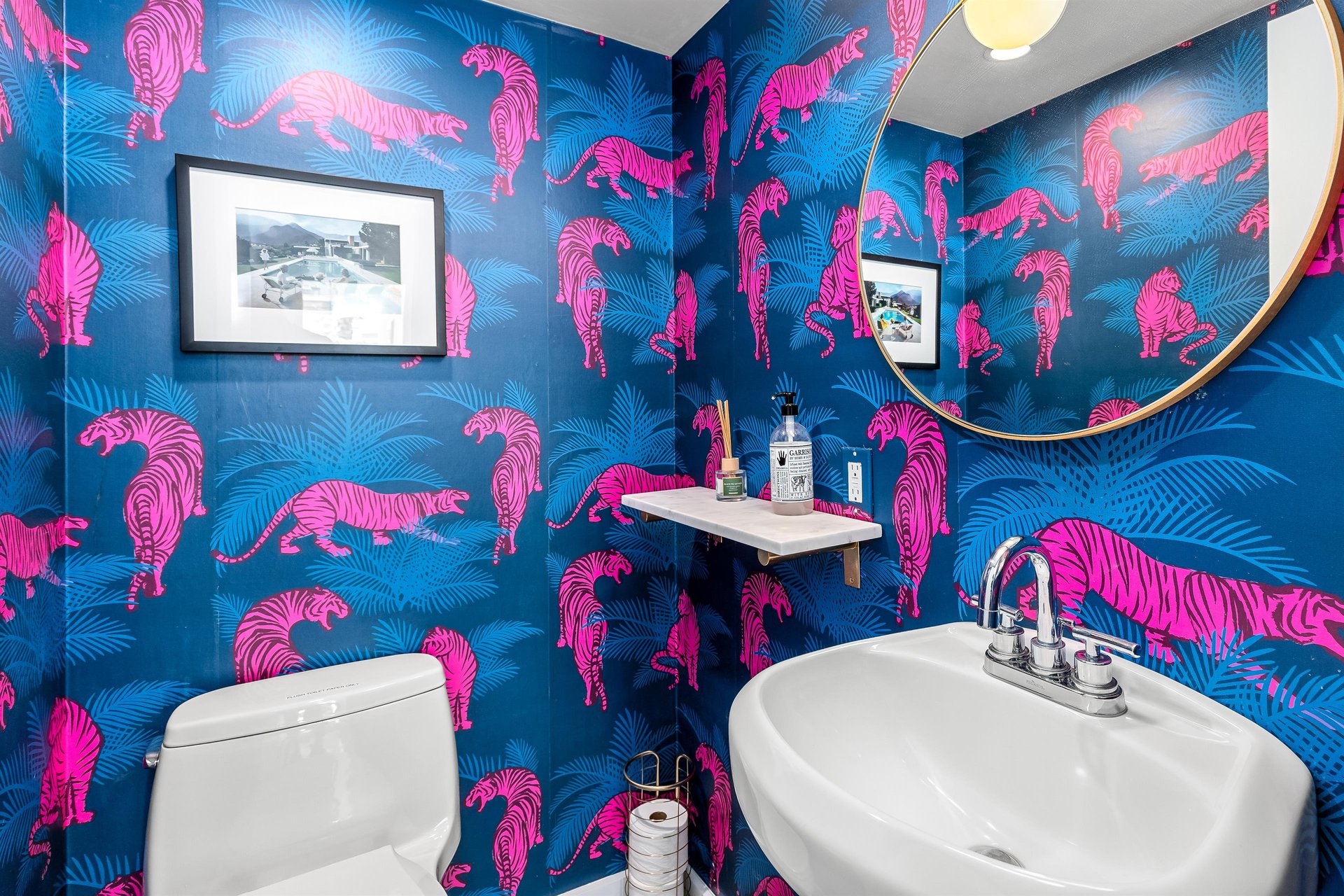 Fun Vibrant Bathroom Wallpaper