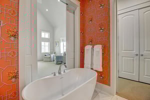 Primary Bathroom, 3rd Floor