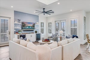 Main Living Area, 2nd Floor