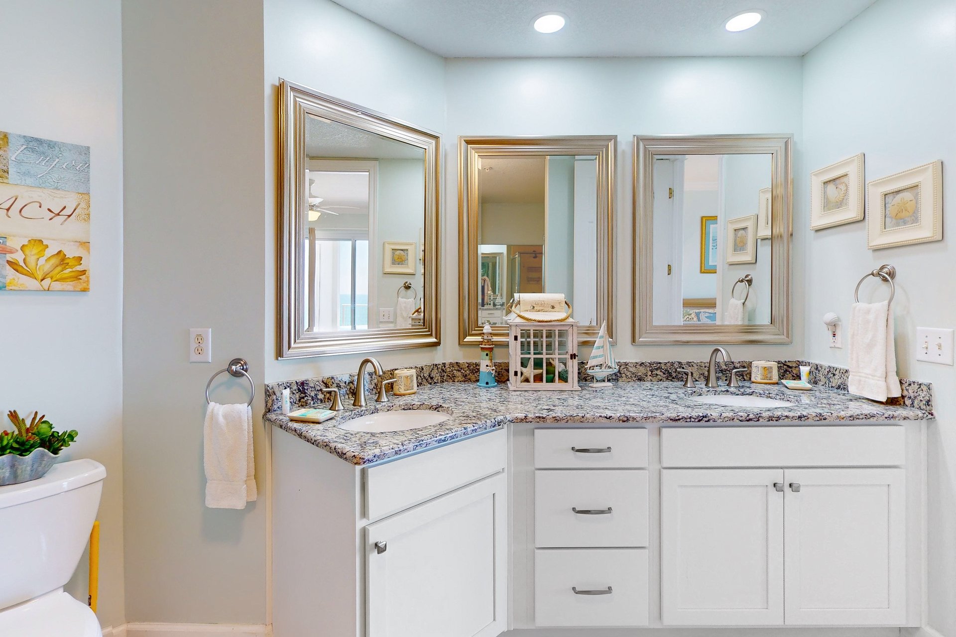 Regency Isle 1005 18