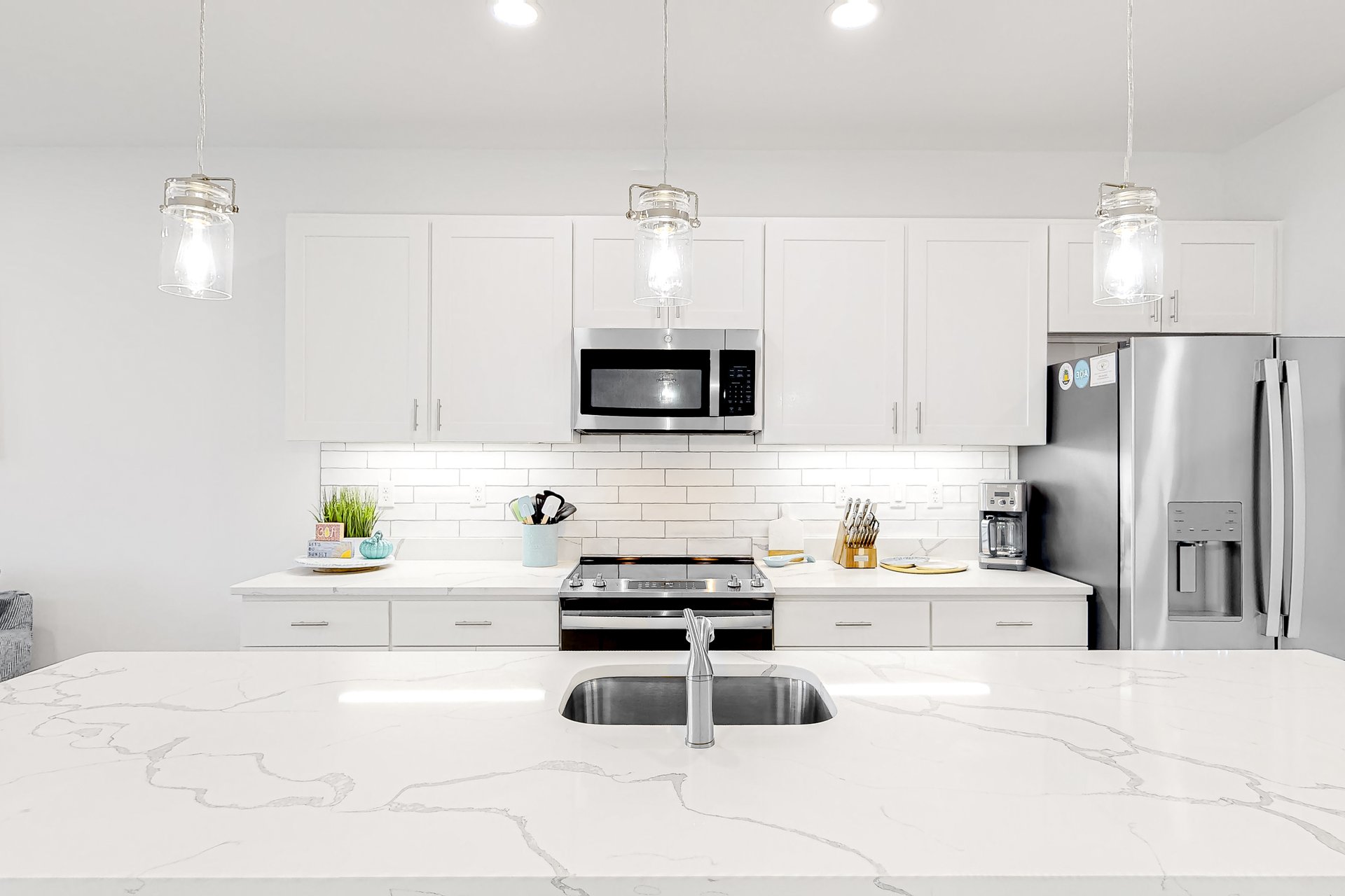 Gulf Place Residence 207 11