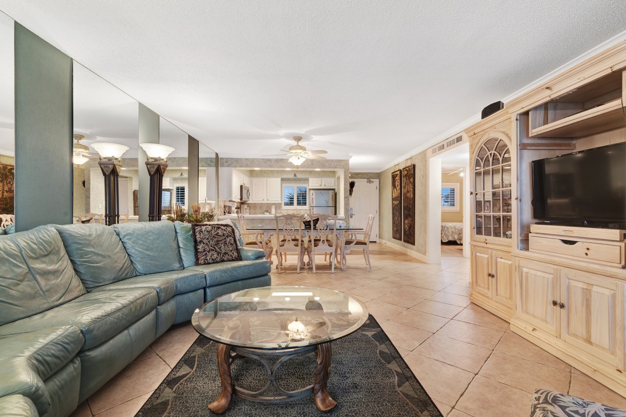 Huntington by the Sea 304 4