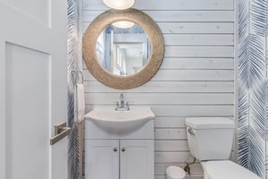 Powder Bath, 1st Floor