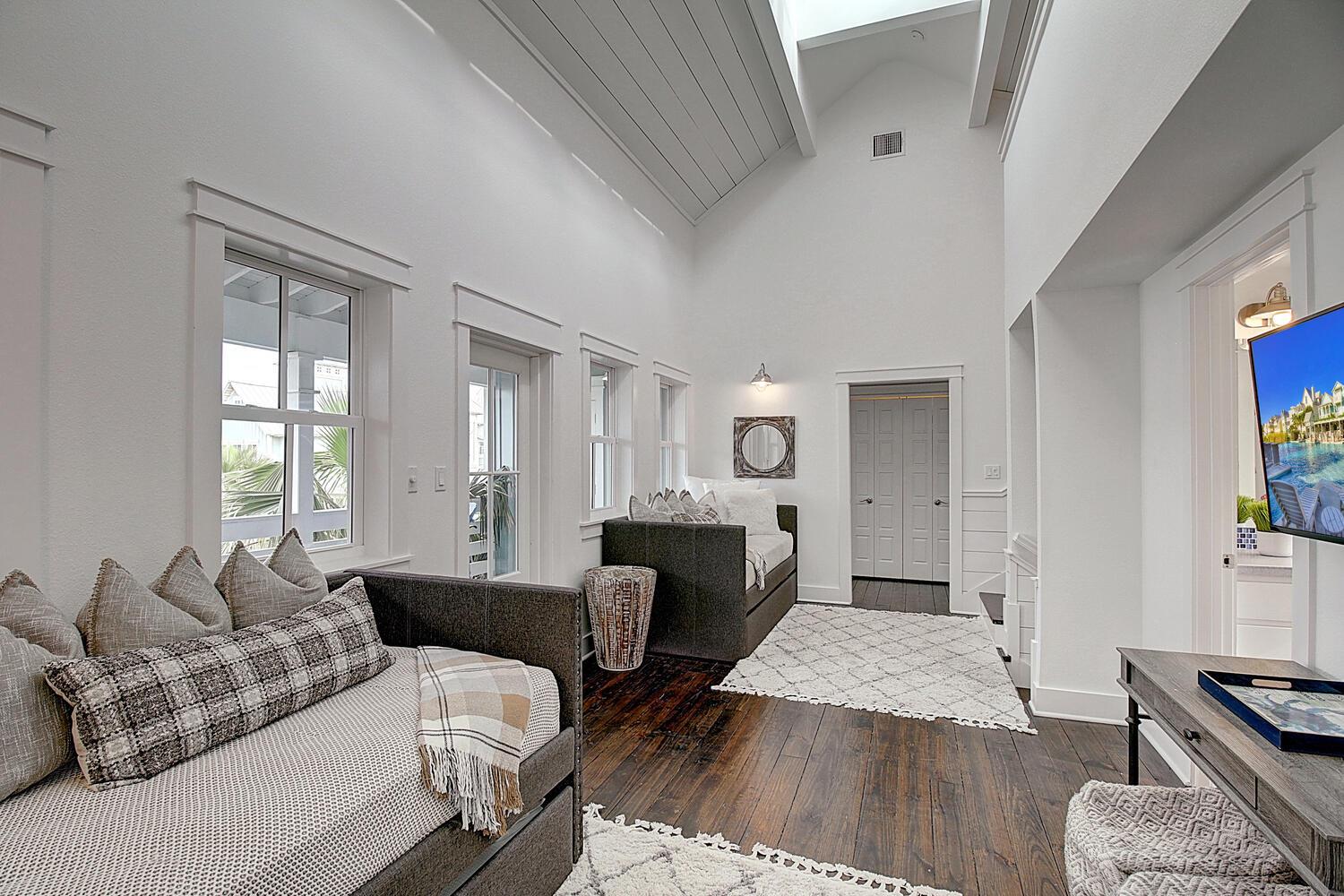 2nd Floor Sitting Area with Day BedsTrundles