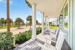 1st Floor, Front Porch