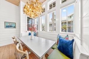 1st Floor, Dining Area