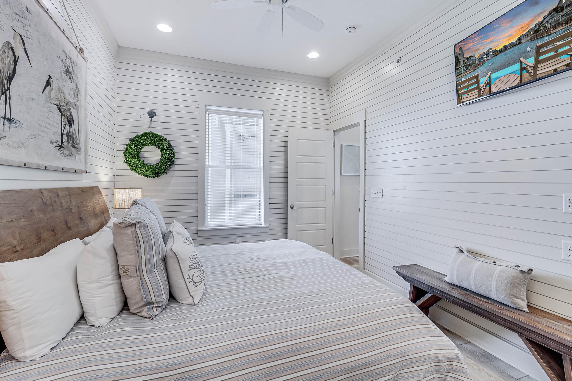 Front King Bedroom, 1st Floor