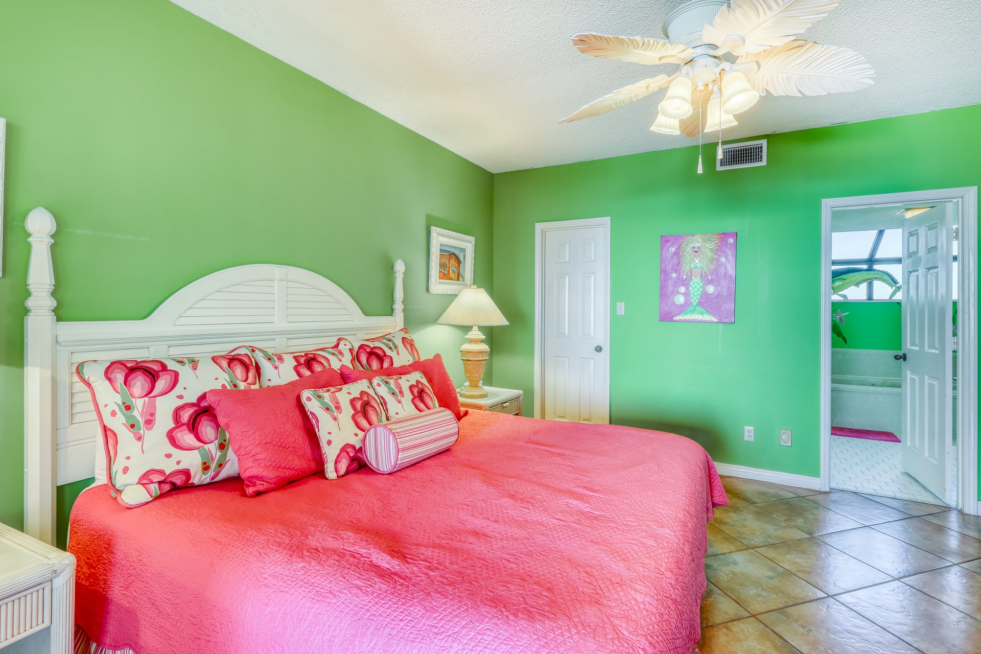 Four Seasons 704W 11