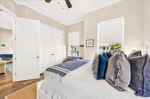 First Queen Bedroom, 2nd Floor