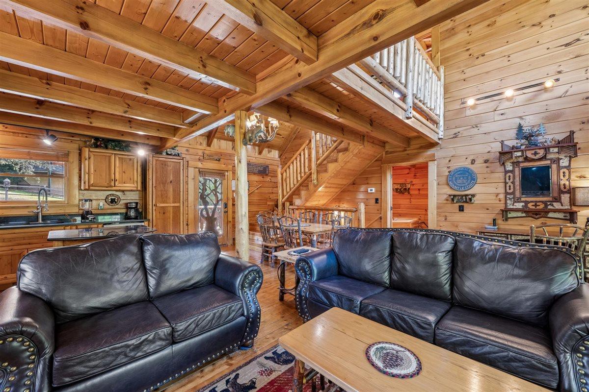 16Living Room