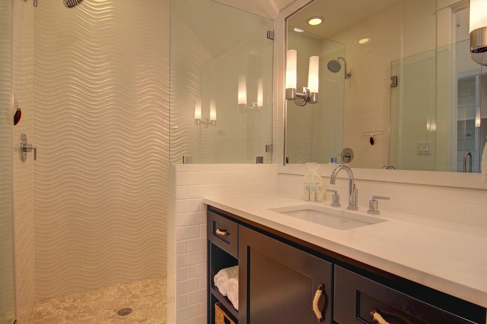 Bunk Room Bathroom 2, 2nd Floor