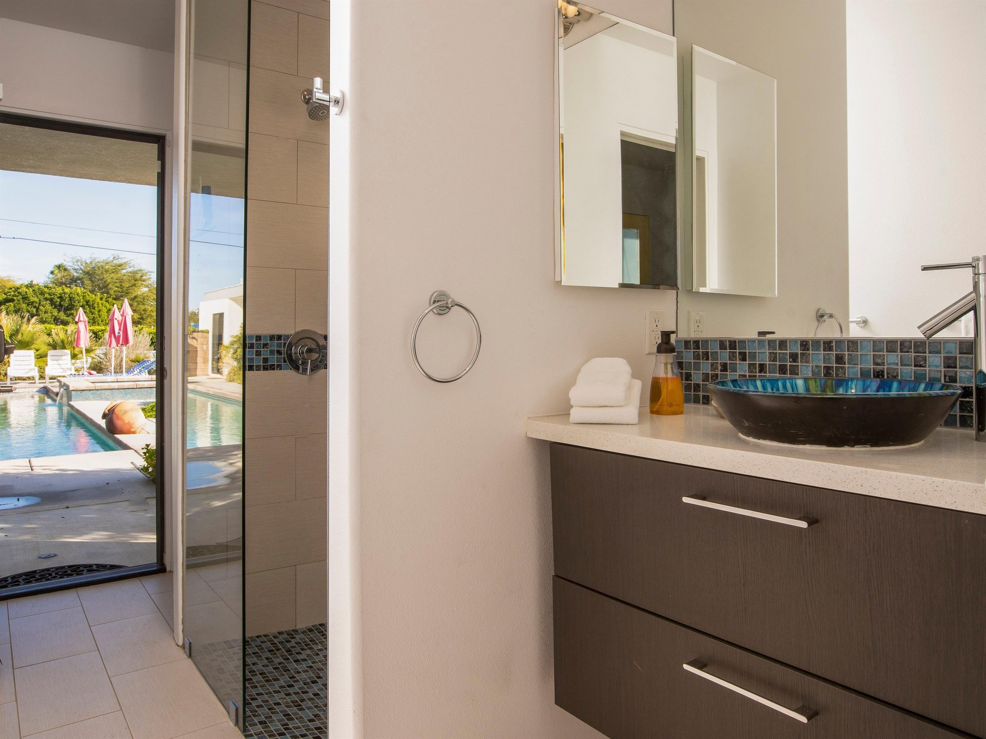 Ensuite bath