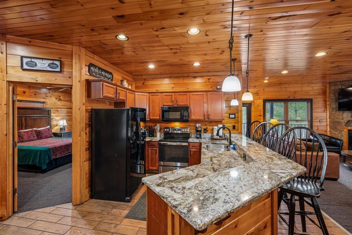 06Kitchen