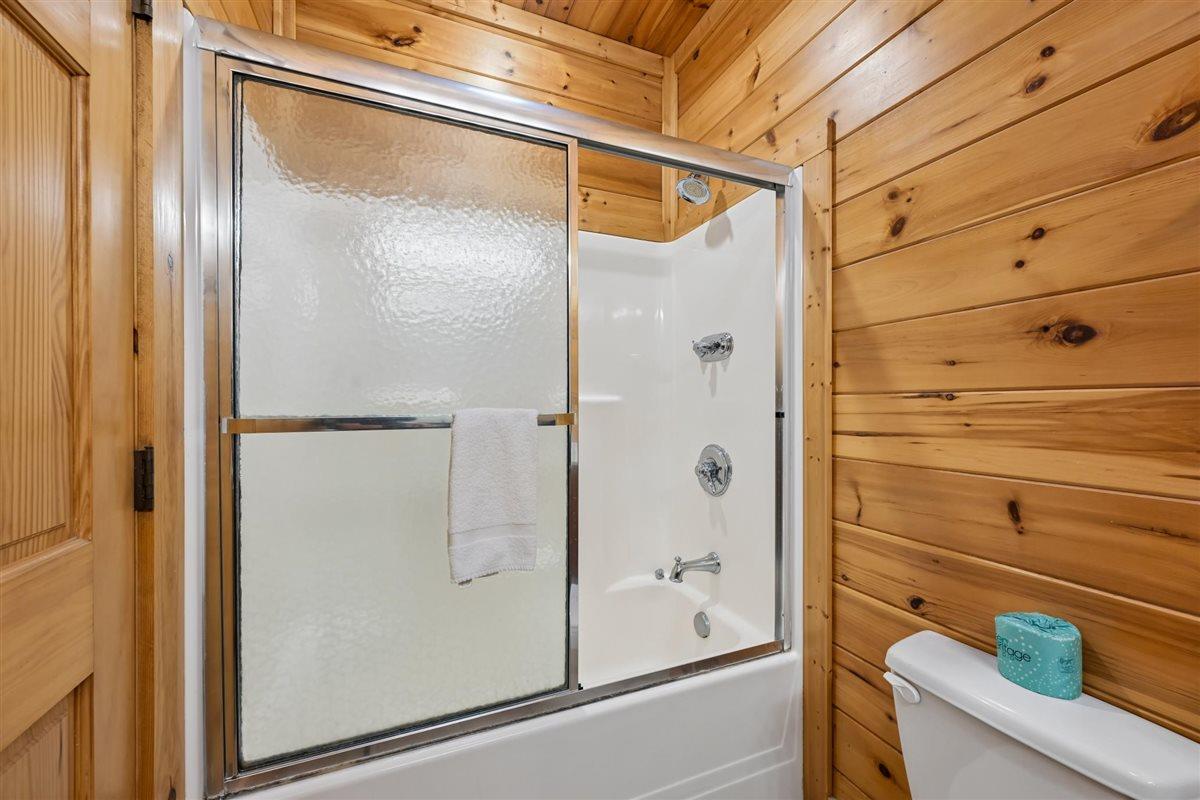 23Primary Bath