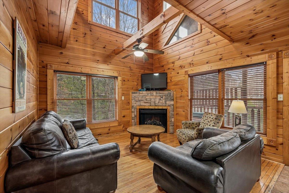 05Living Room
