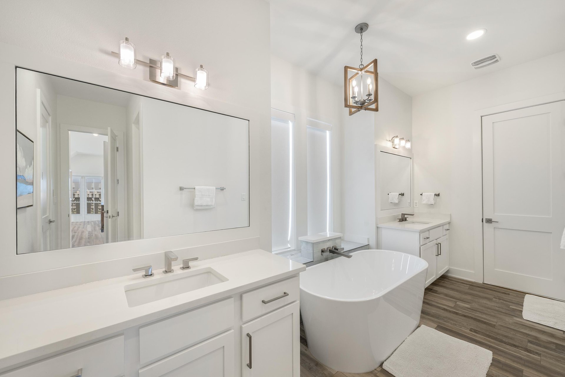 1st King Suite, 3rd Floor