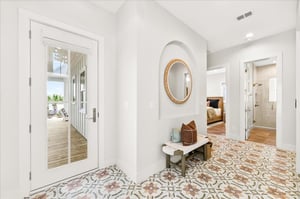 1st Floor, Foyer