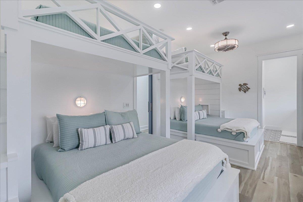 Bunk Bedroom, 2nd Floor