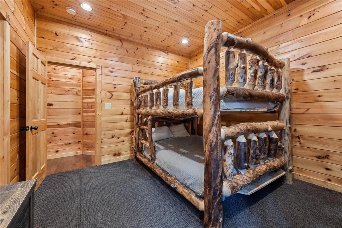 110Bedroom