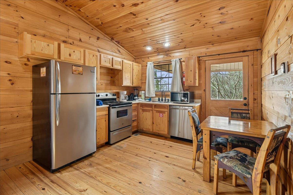 31Kitchen
