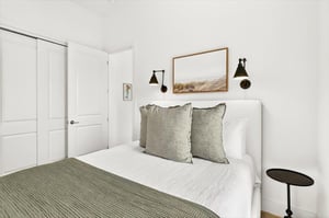 Queen Bedroom, 2nd Floor